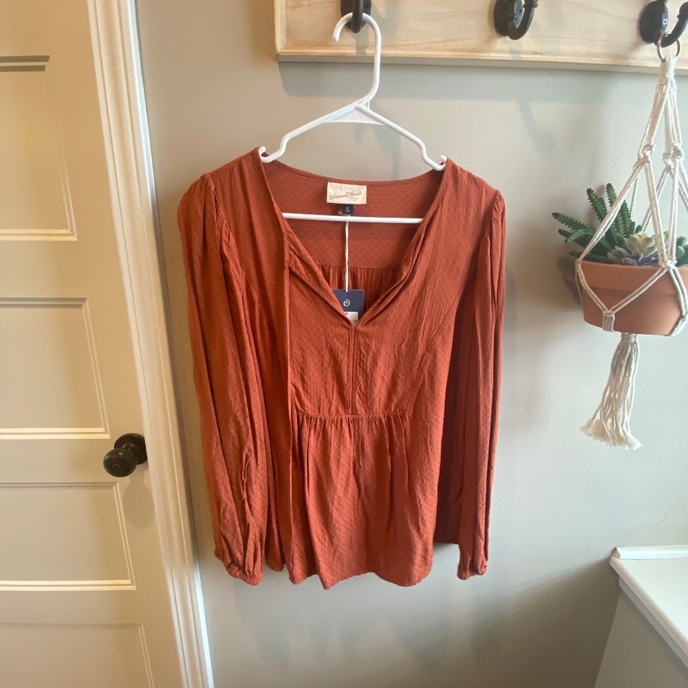 NWT Universal Thread @Target Peasant Top - Size M